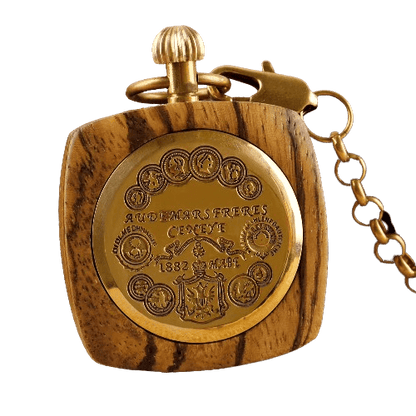 Montre à Gousset en Bois Gravée